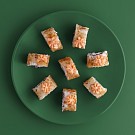 картинка Банаба с копченой курицей и крабом TakeEat